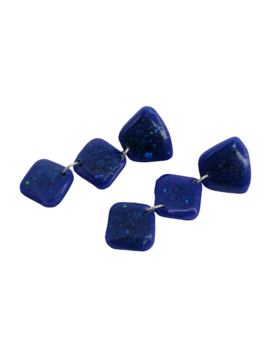 Adventurous sprinkling earrings