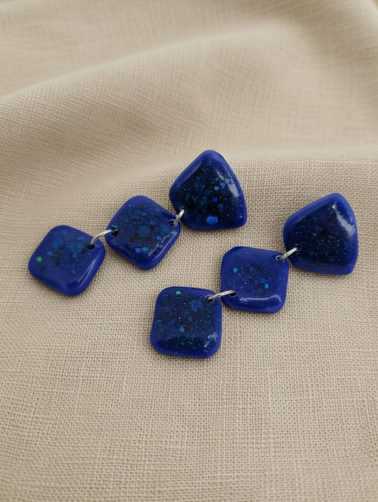 Adventurous sprinkling earrings