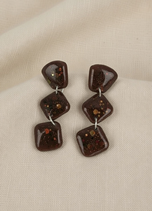 Adventurous sprinkling earrings